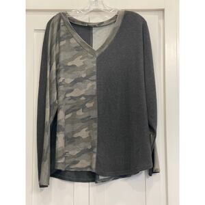 JODIFL large V neck camo and gray colorblock sweater